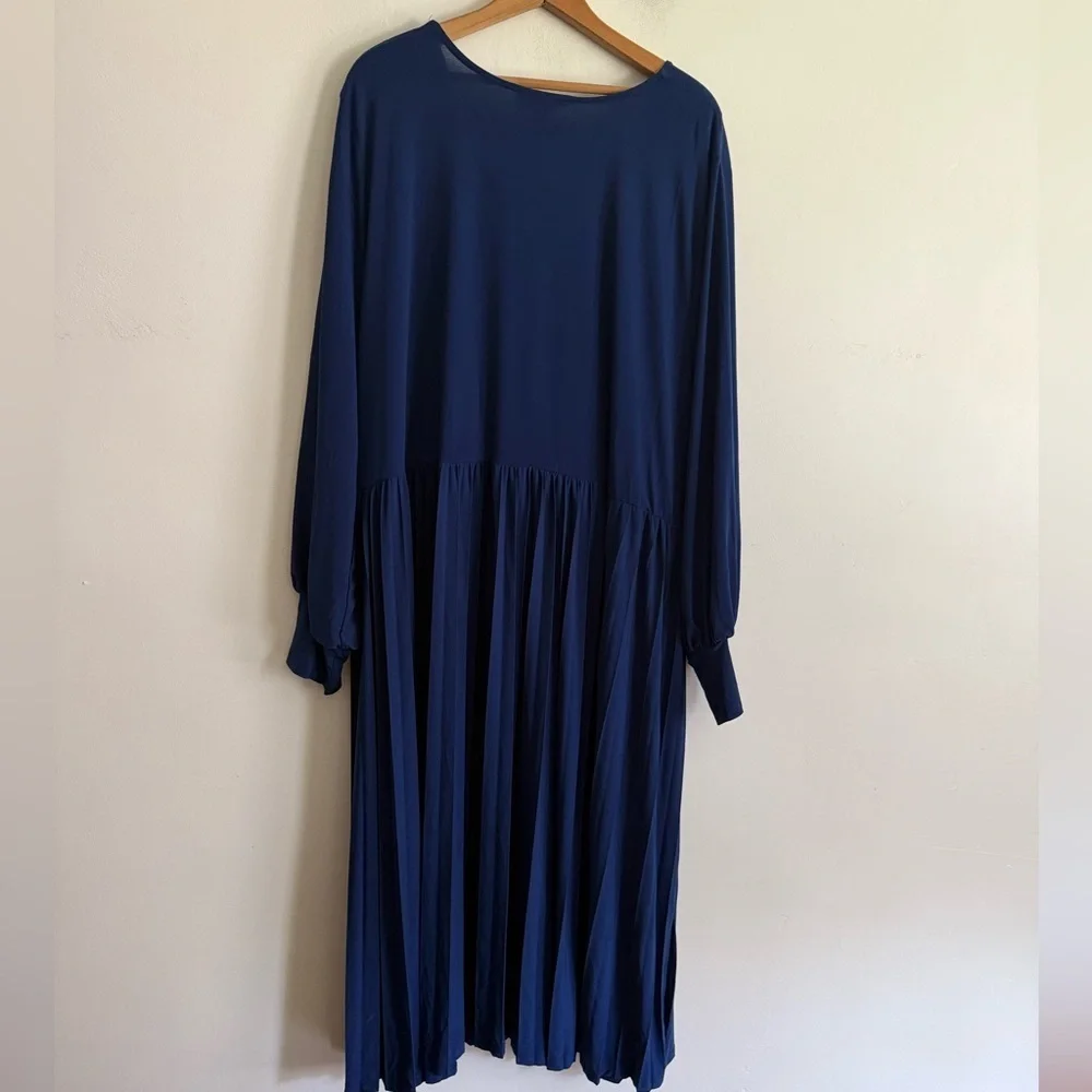 Eloquii Blue Pleated Knot Front Dress with Bishop Sleeves - Picture 3 of 8